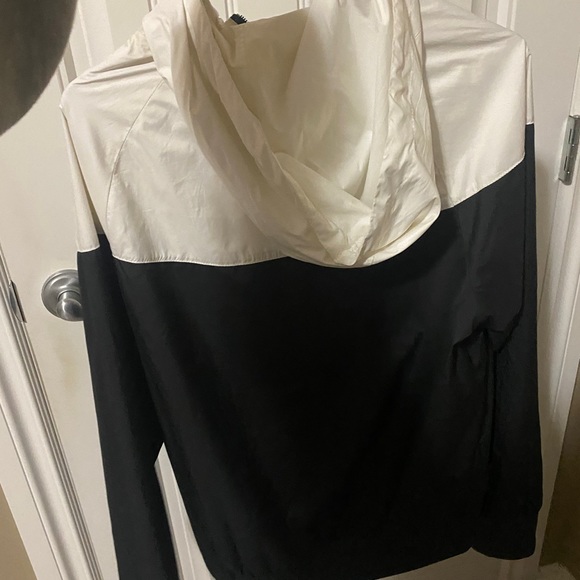 Nike windbreaker - Picture 2 of 2